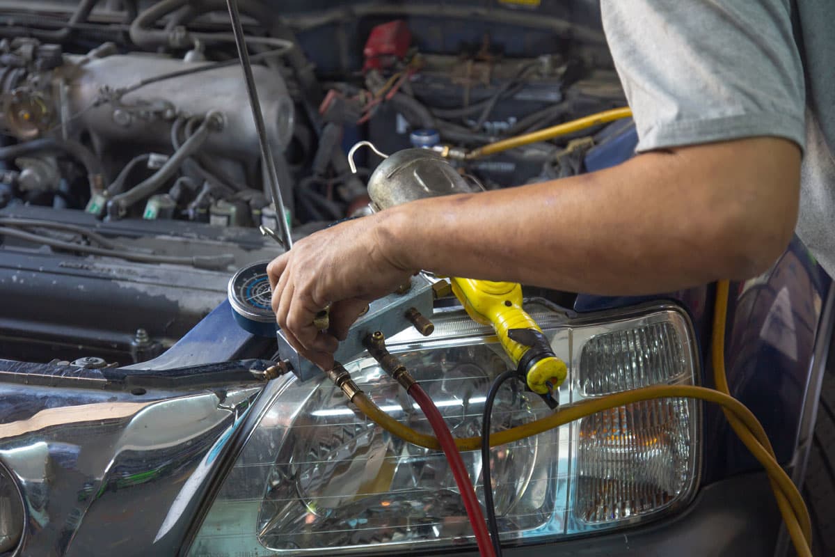 Taller reparación aire acondicionado del coche en Vilagarcía de Arousa